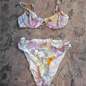 Cupshe Floral Bikini Set with Ruffle Detail